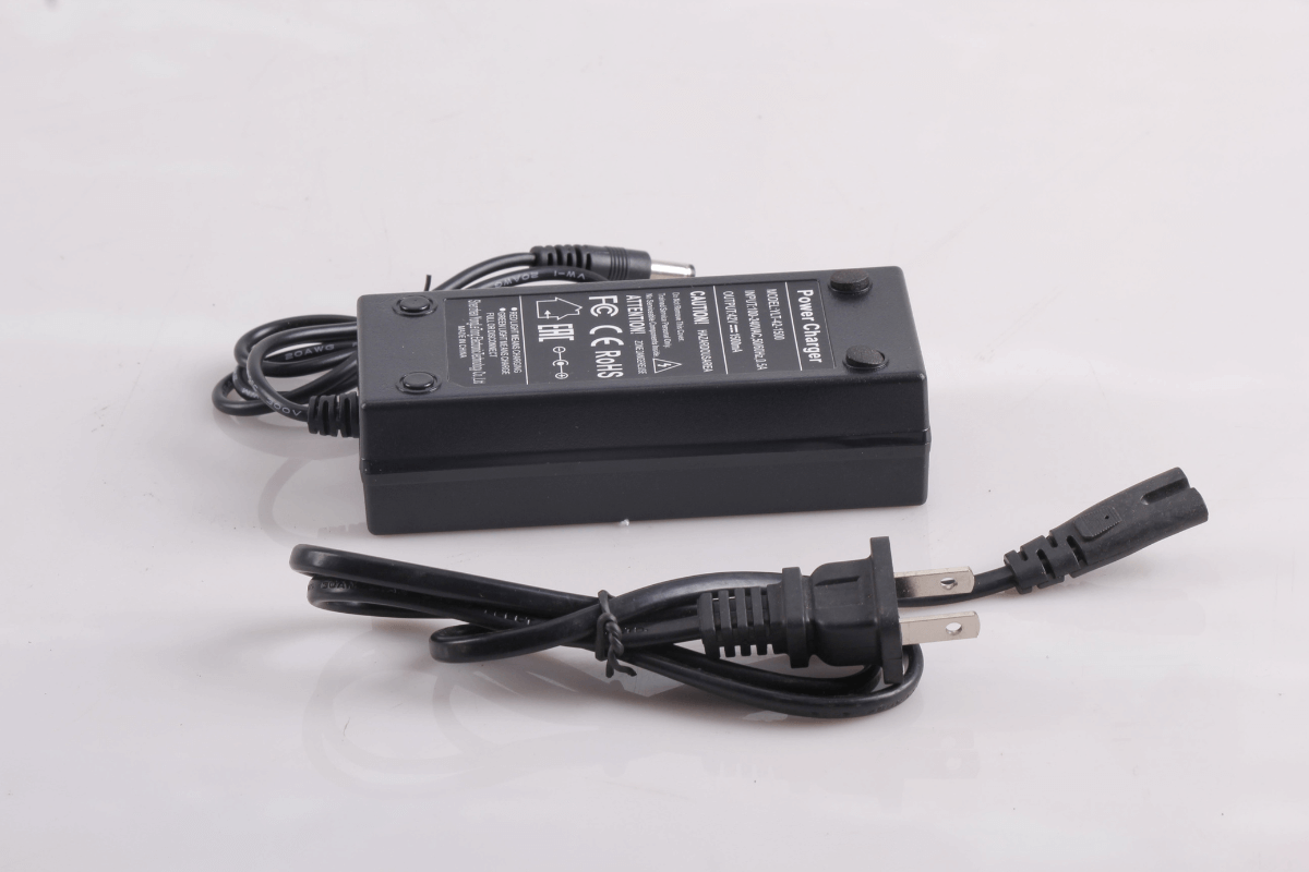 FXB - Standard Battery Charger
