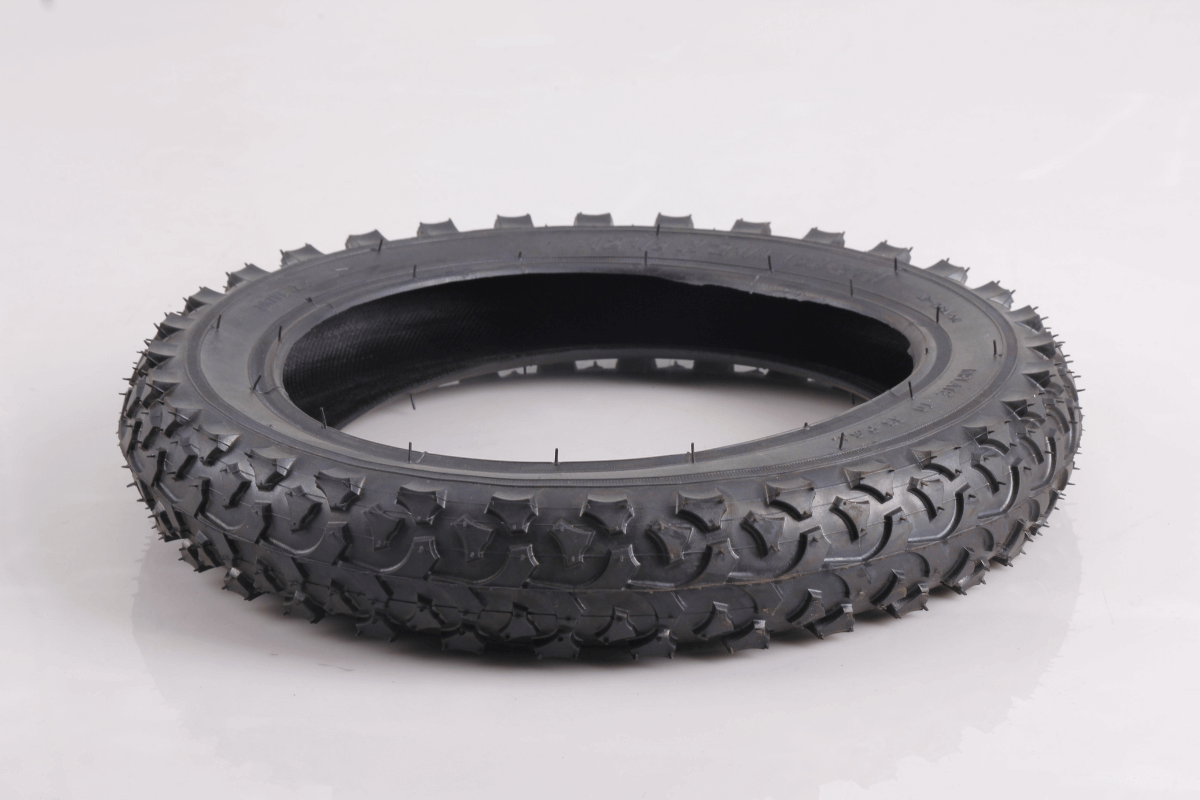 FXB03-12 - Tyre