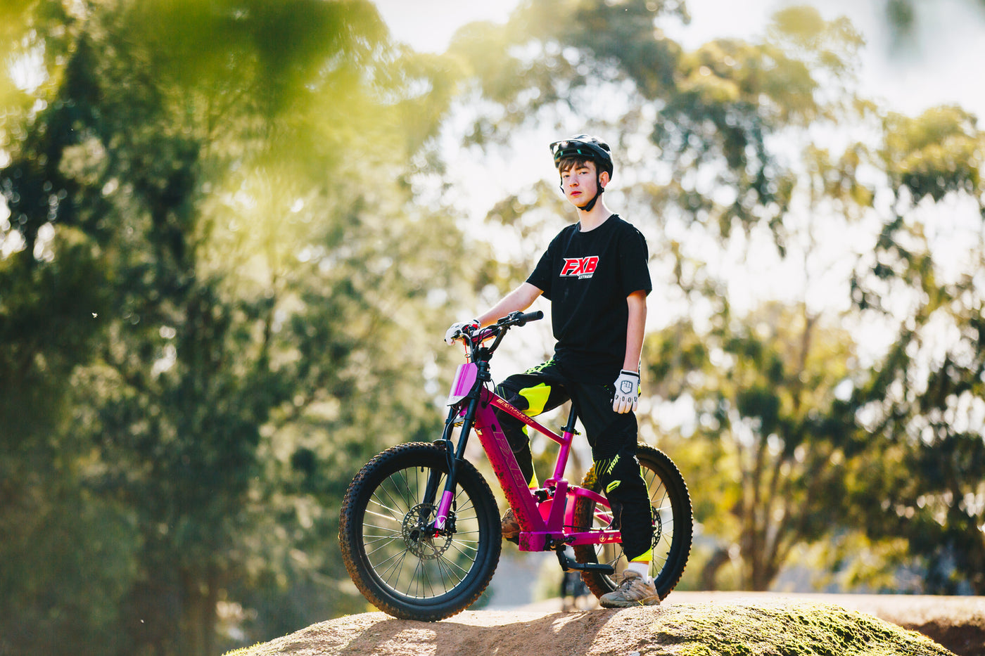 FXB06-24 Extreme III - Electric Racing Bike