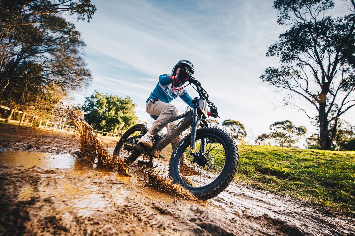 FXB06-20 Extreme III - Electric Racing Bike